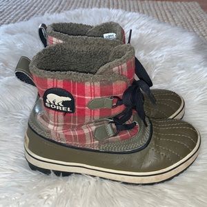 Sorel Plaid Waterproof Boots Tivoli Red and Green Size 7